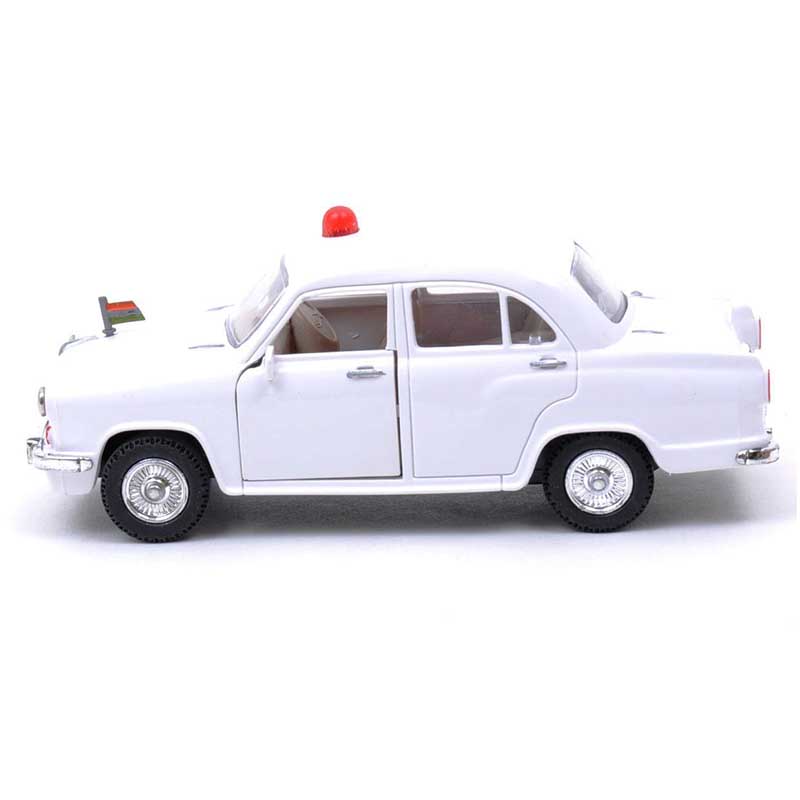 Centy_Pull_Back_Action_Ambassdor_VIP_Car_001.jpg