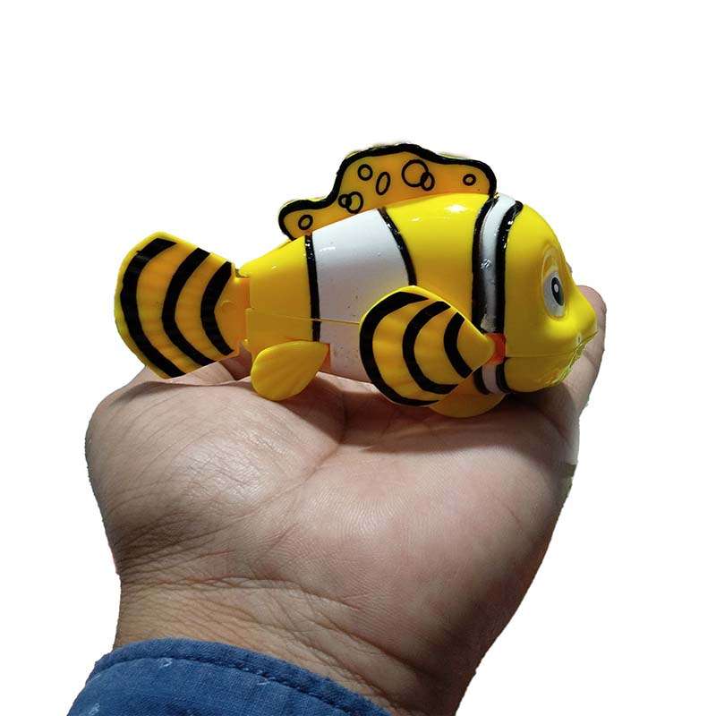 Naughty-Fish-001.jpg