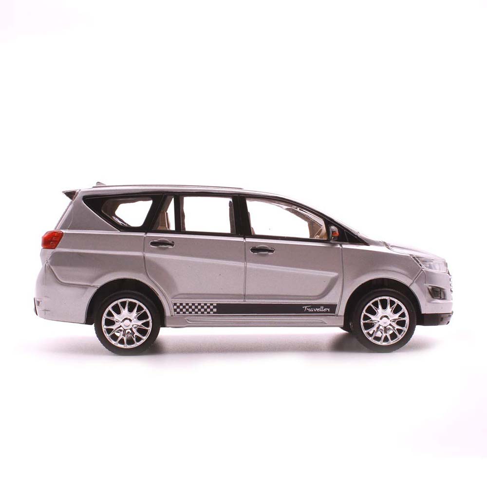 centy-Cristiano-Innova-silver_003.jpg